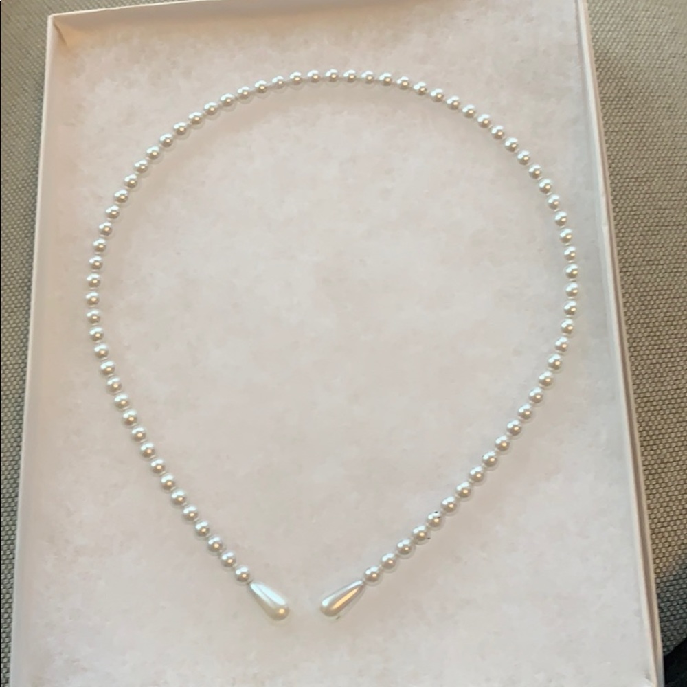 Pearl headband
